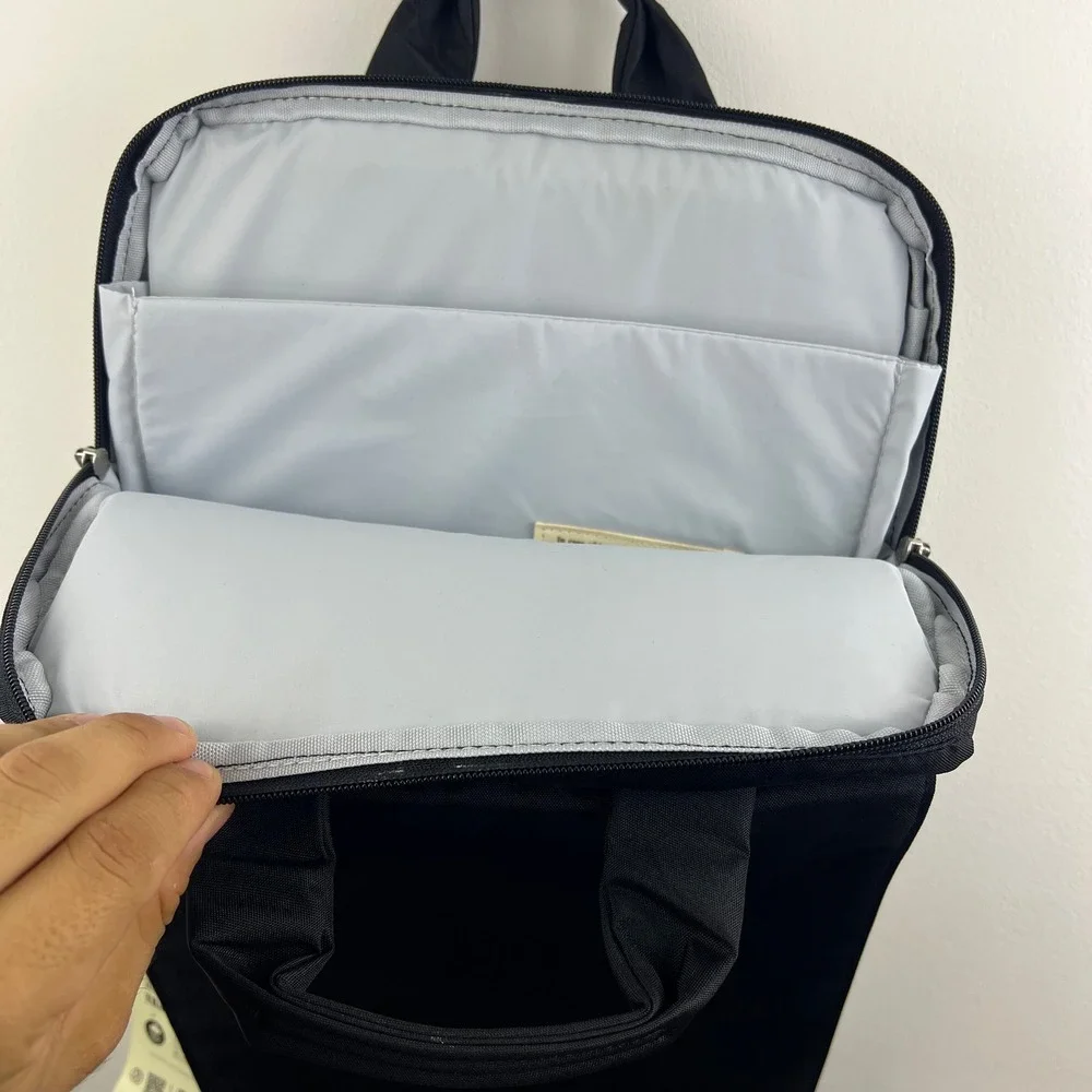 Moleskine ID Vertical Device Bag 15.4